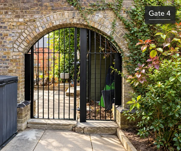 gate_4_1200x1000